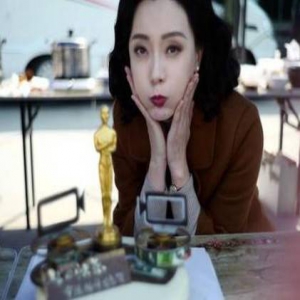 陈数剧组庆生老公下厨煮面 网友：干了这碗狗粮