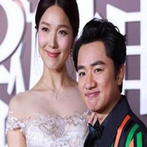 王祖蓝成立工作室做影视大亨 却自嘲只是一名服务员