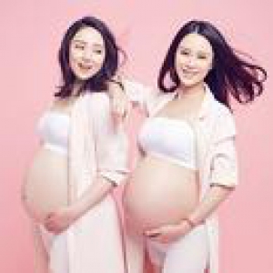 关悦董璇晒大肚孕照 怀孕皮肤变好无关生男生女