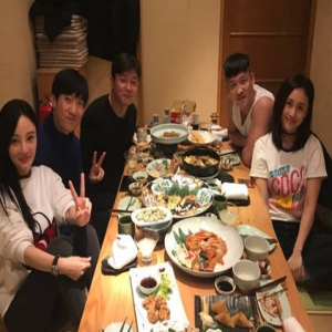 吐槽后友谊的小船就沉了？李小璐发文：我们很友善的