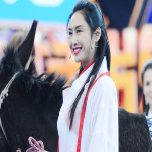 朱茵谈爱情：错了就要放手 先爱自己才能爱别人