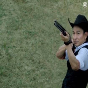 刘德华坠马广告曝光：饰演牛仔，但骑马画面全被剪