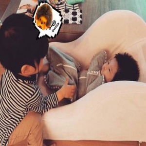 隋棠二胎女儿满月发量惊人 撞脸“蒙奇奇”(图)