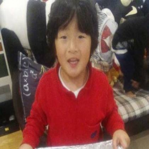 轩轩大秀甜点手艺 网友：深夜放“小胖子”