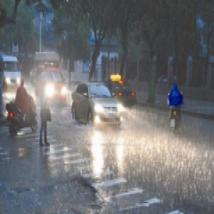 一场暴雨，为什么“看海”的又是滨江