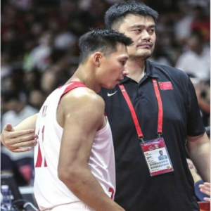 中国男篮无缘直通奥运 姚明赛后主动担责