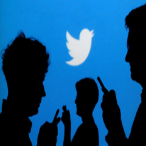 因月活跃用户环比减100万 Twitter股价暴跌超20%