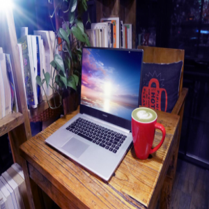 全面屏笔记本买它就对了！小新 Air这点也输