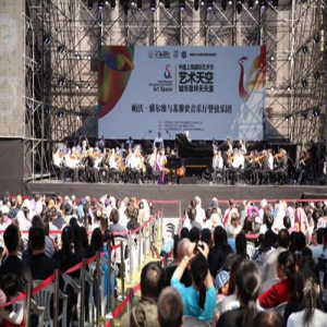 钢琴家左章 金秋10月上海国际艺术节华丽绽放