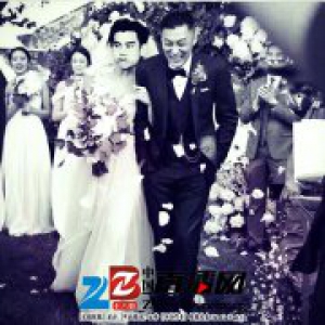 彭于晏P图送祝福 胡歌神补刀调侃彭于晏