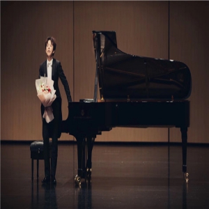 李云迪“奏鸣曲”天津站变宠粉专场
