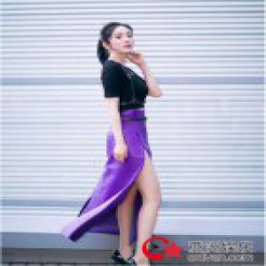 引领今夏时尚趋势，华为P20极光色才是真的高级美！
