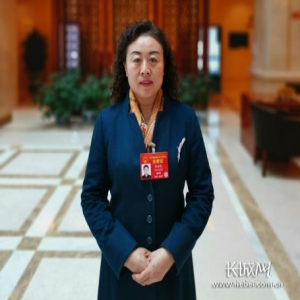 【两会会客厅】深化放管服改革 提升工作效能与营商环境