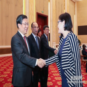 外国驻华使节团到河北省考察