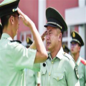 老兵 再见！武警天津总队各单位举行老兵退伍仪式
