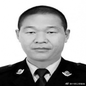 安徽民警遇袭牺牲 出警过程中遭遇袭击抢救无效