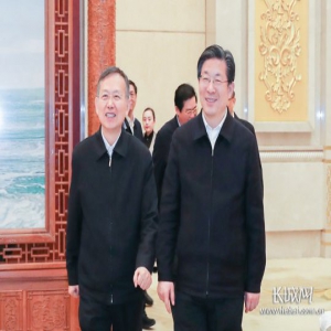 王东峰与应急管理部党组书记黄明举行工作座谈