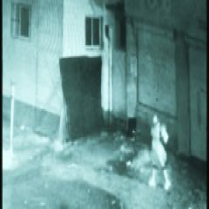 开店一年半被盗两次 20多部新手机又丢了