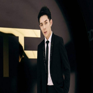 “卖假大闸蟹”风波引发热议 李佳琦工作室发表声明