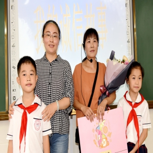 江苏仪征：学生诚信课 妈妈来主讲