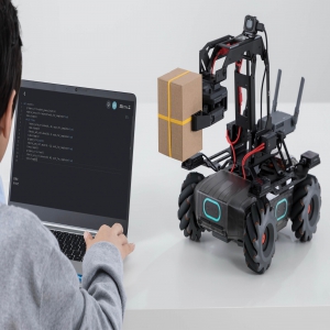 DJI大疆教育发布RoboMaster EP机甲大师机器人