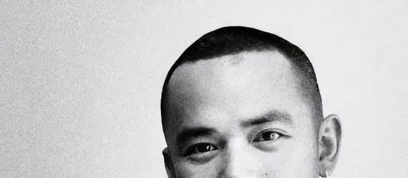 悲痛!36岁张恒远病逝,妻子崩溃、临终遗言曝光,汪峰被牵连谩骂(图7) 悲痛!36岁张恒远病逝,妻子崩溃、临终遗言曝光,汪峰被牵连谩骂(图7)